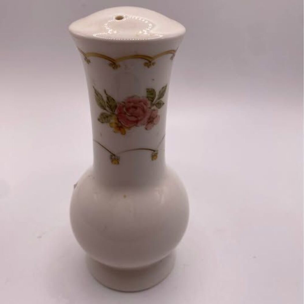 Vintage Royal Albert "Lavender Rose" Fine Bone China Pepper Shaker